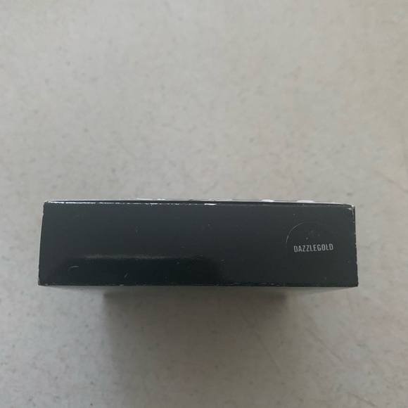 Mac Dazzle Highlighter - Picture 6 of 6